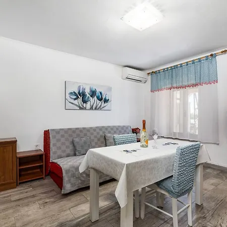 Erin By Rent Istria Апартаменты *